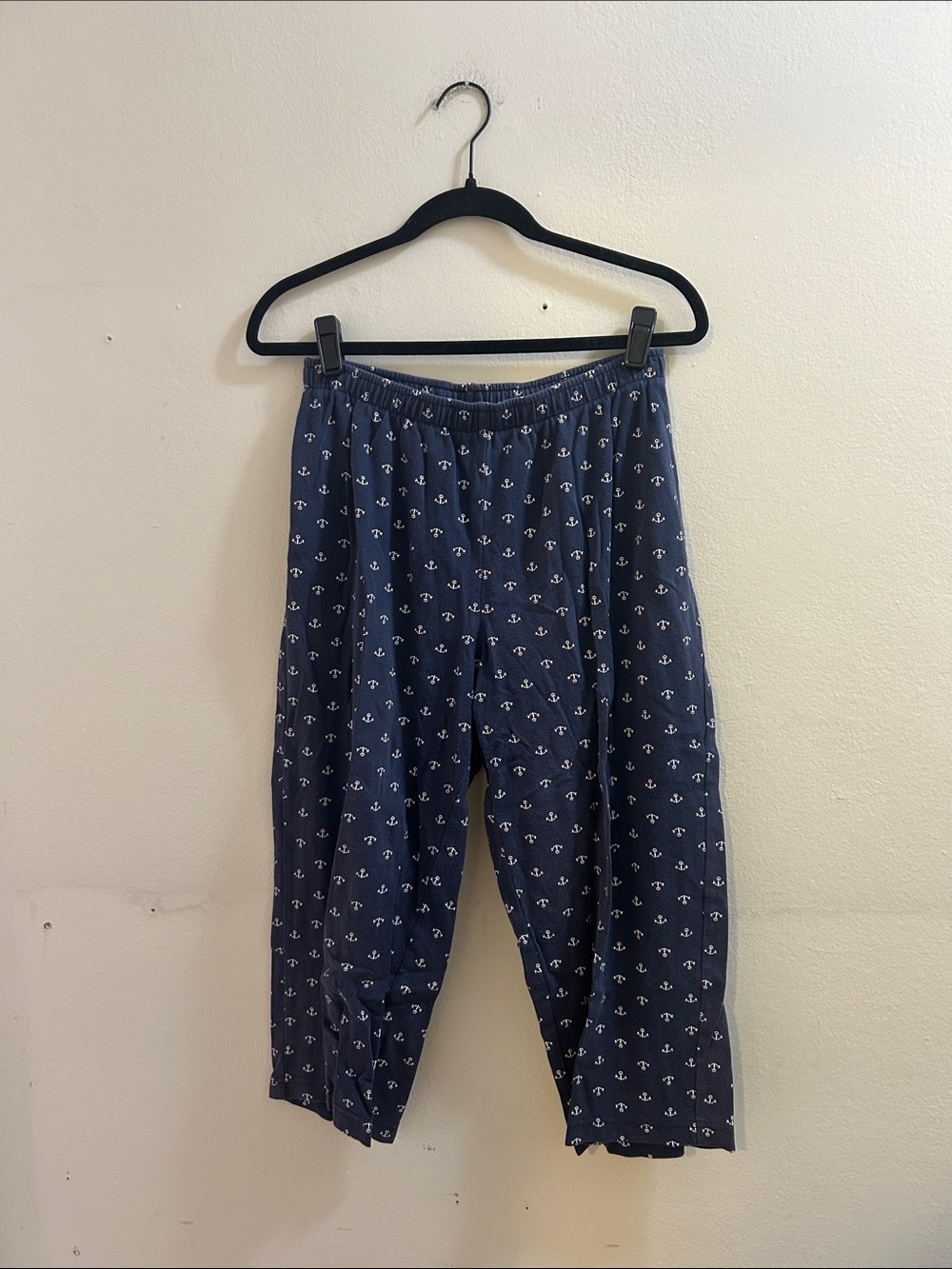 Cathy Daniels Navy Anchor-Print Capri Pants*